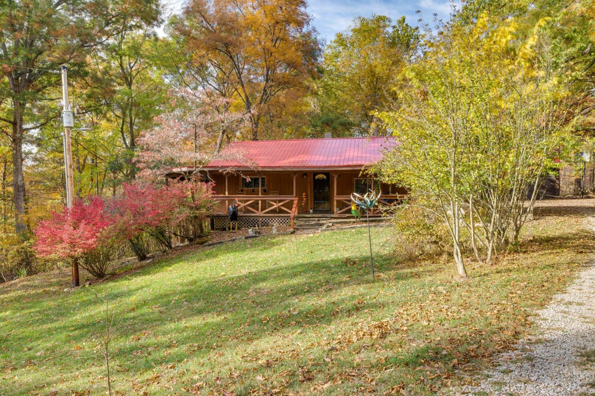French Lick Getaway With Deck, Grill And Fire Pit! Villa Buitenkant foto