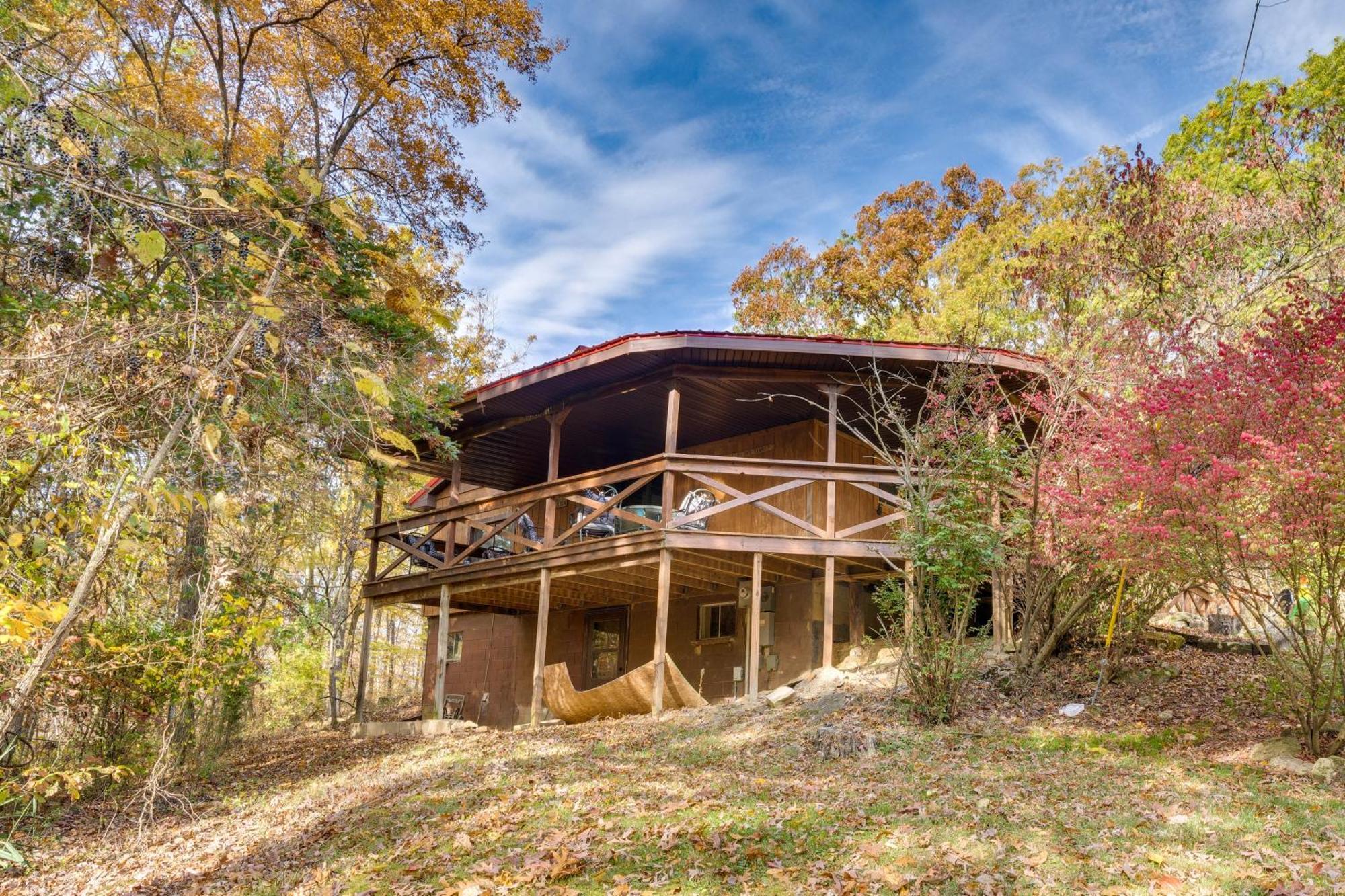 French Lick Getaway With Deck, Grill And Fire Pit! Villa Buitenkant foto